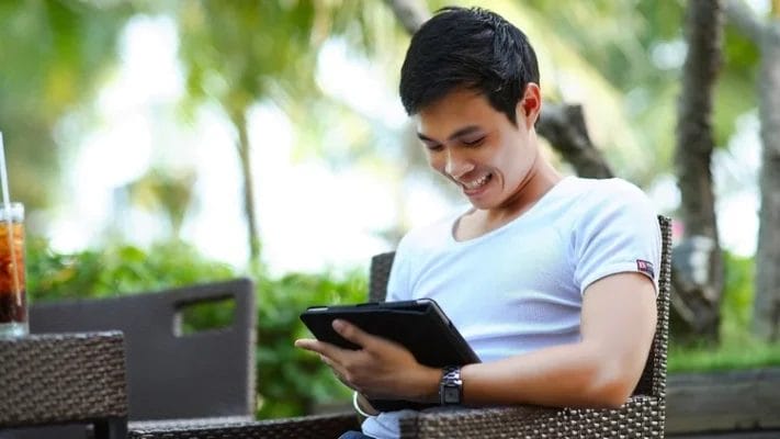 Download Professional Diploma in Social Media Marketing & Management